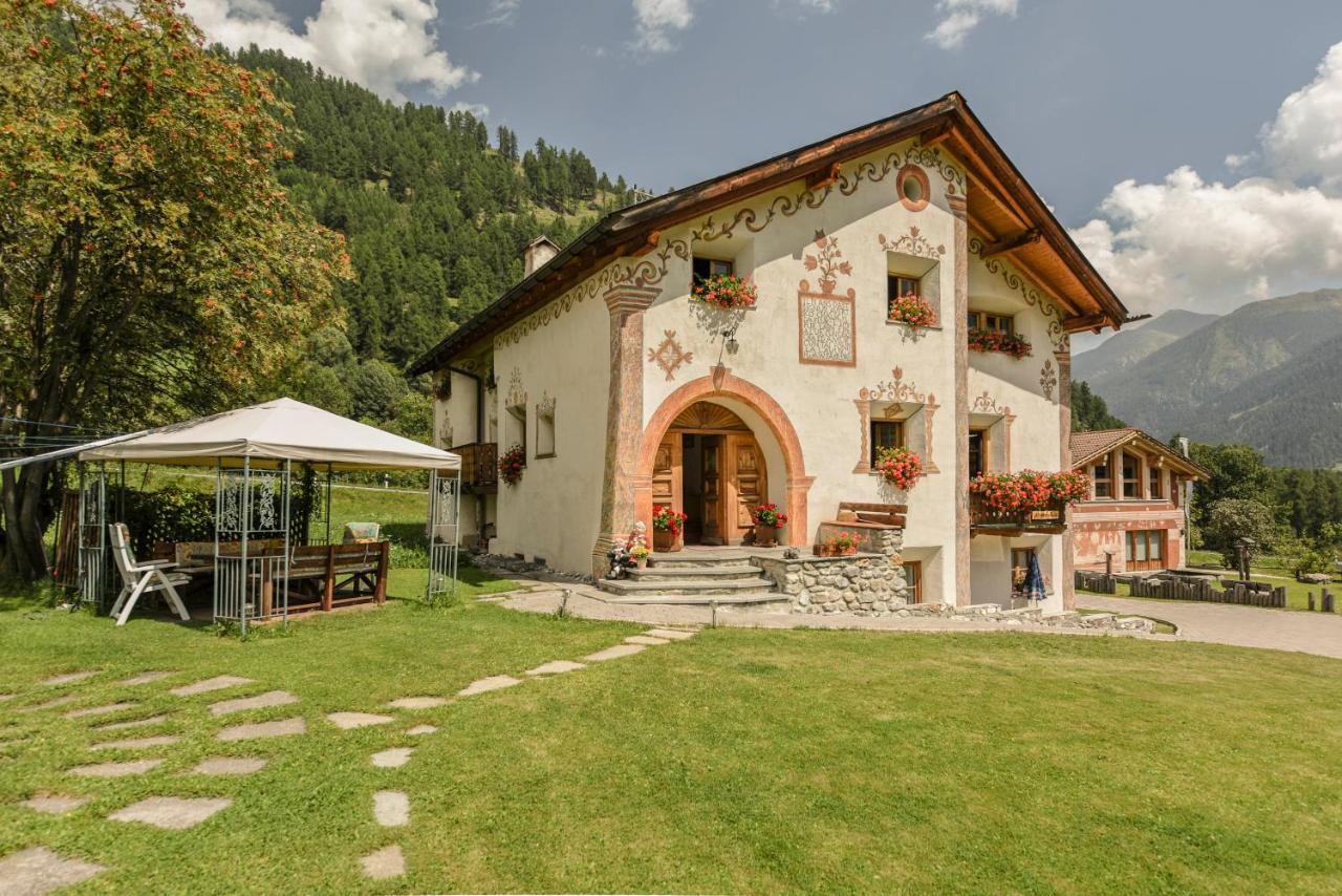 Chasa Curtins Apartamento Valchava Exterior foto